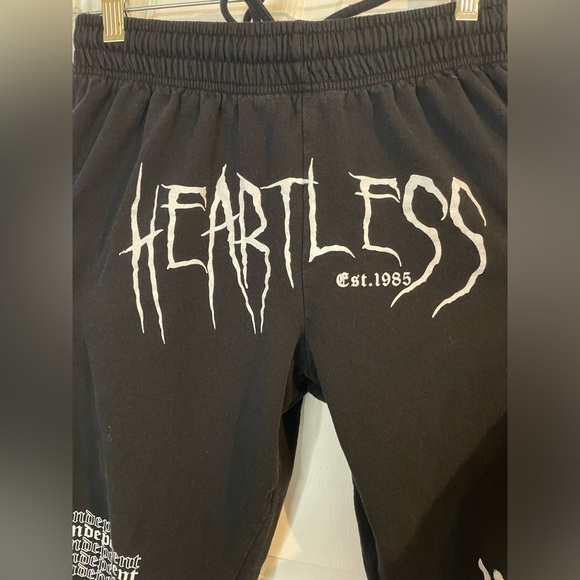 PrettyLittleThing Black Graphic Sweatpants Size S - Picture 4 of 7